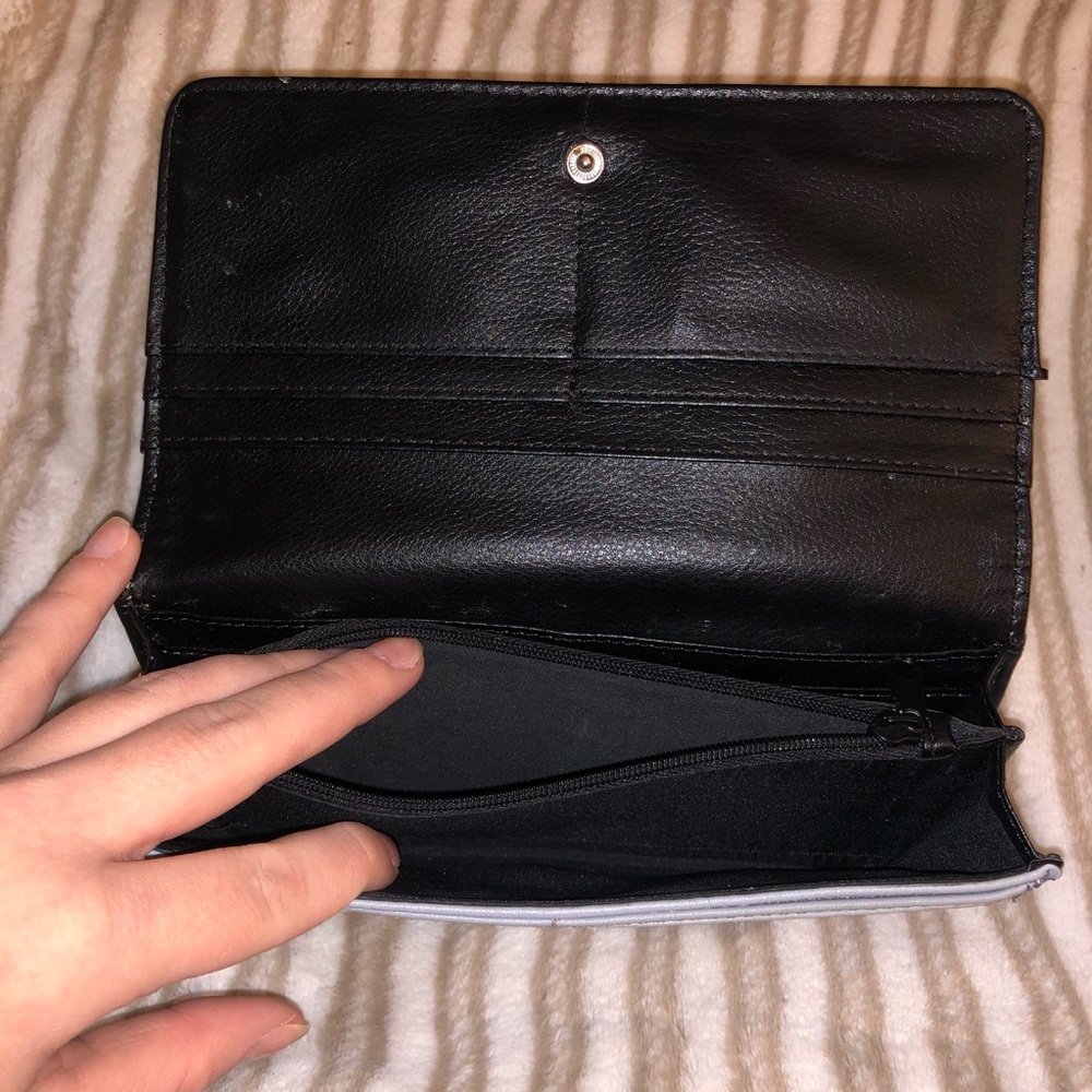 Wallet - Picture 4 of 5